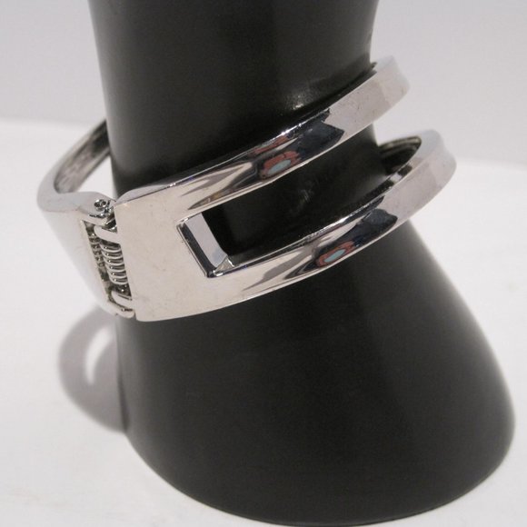 Faux Polished Silver Abstract Bangle Spring Hinge Bracelet Modern Twist Cuff - Picture 9 of 15